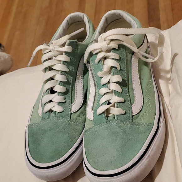 Vans Sneakers - Woman's Size 5 - Picture 2 of 4